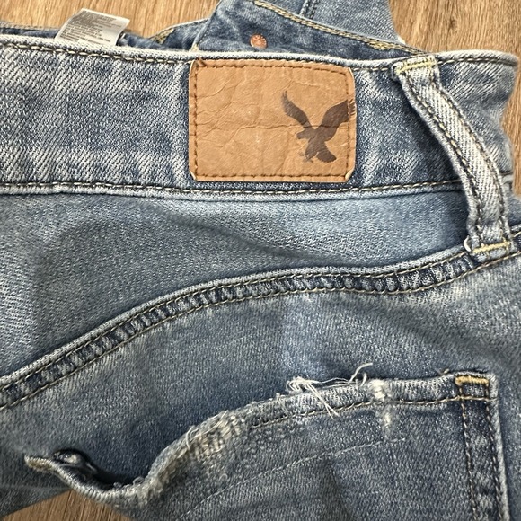 American Eagle Tomgirl Blue Ripped Jeans W/plaid Patch Size 4 Button Fly - Picture 8 of 11